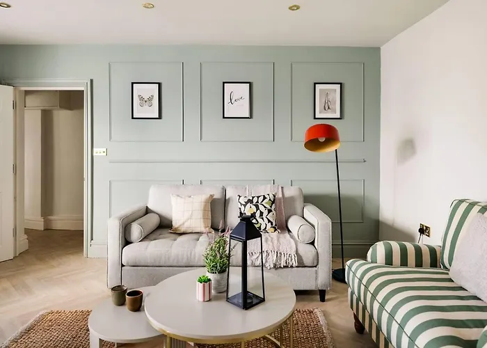 Stunning Clifton Garden Retreat * Bristol